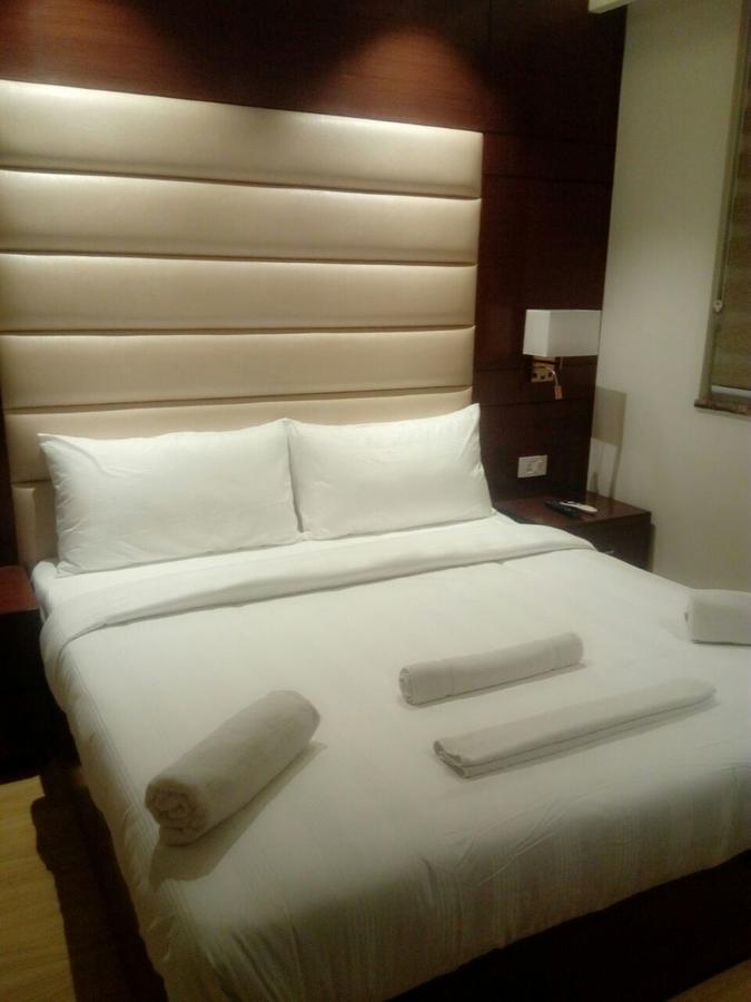 The Grand Parisian Hotel Delhi  Eksteriør billede
