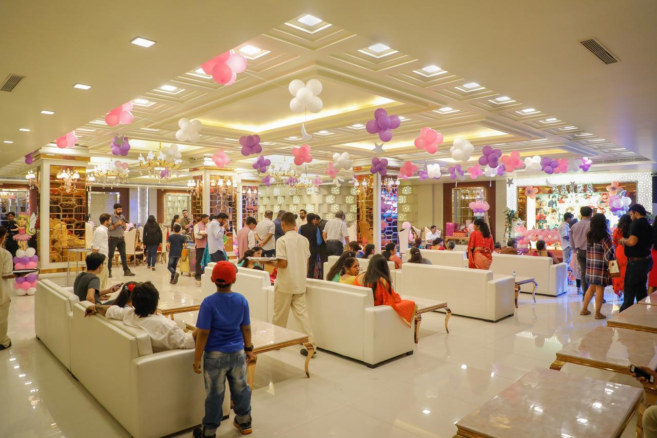 The Grand Parisian Hotel Delhi  Eksteriør billede