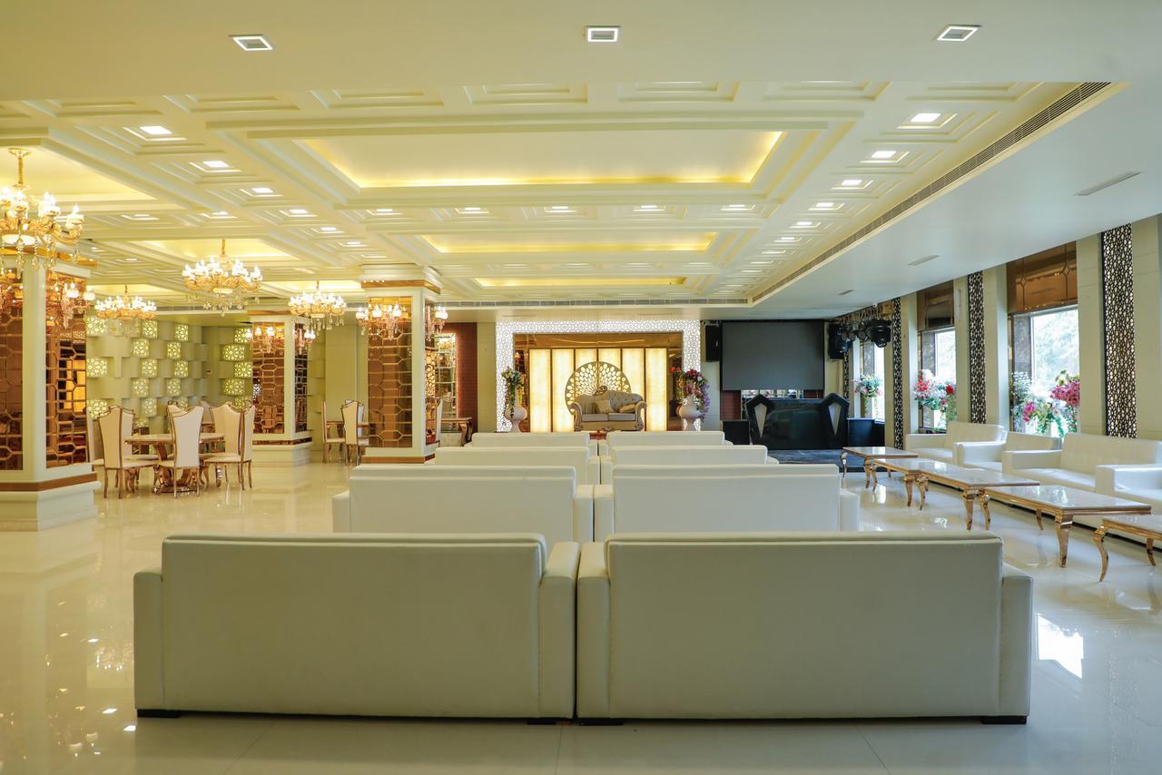 The Grand Parisian Hotel Delhi  Eksteriør billede