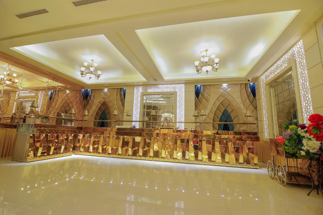 The Grand Parisian Hotel Delhi  Eksteriør billede