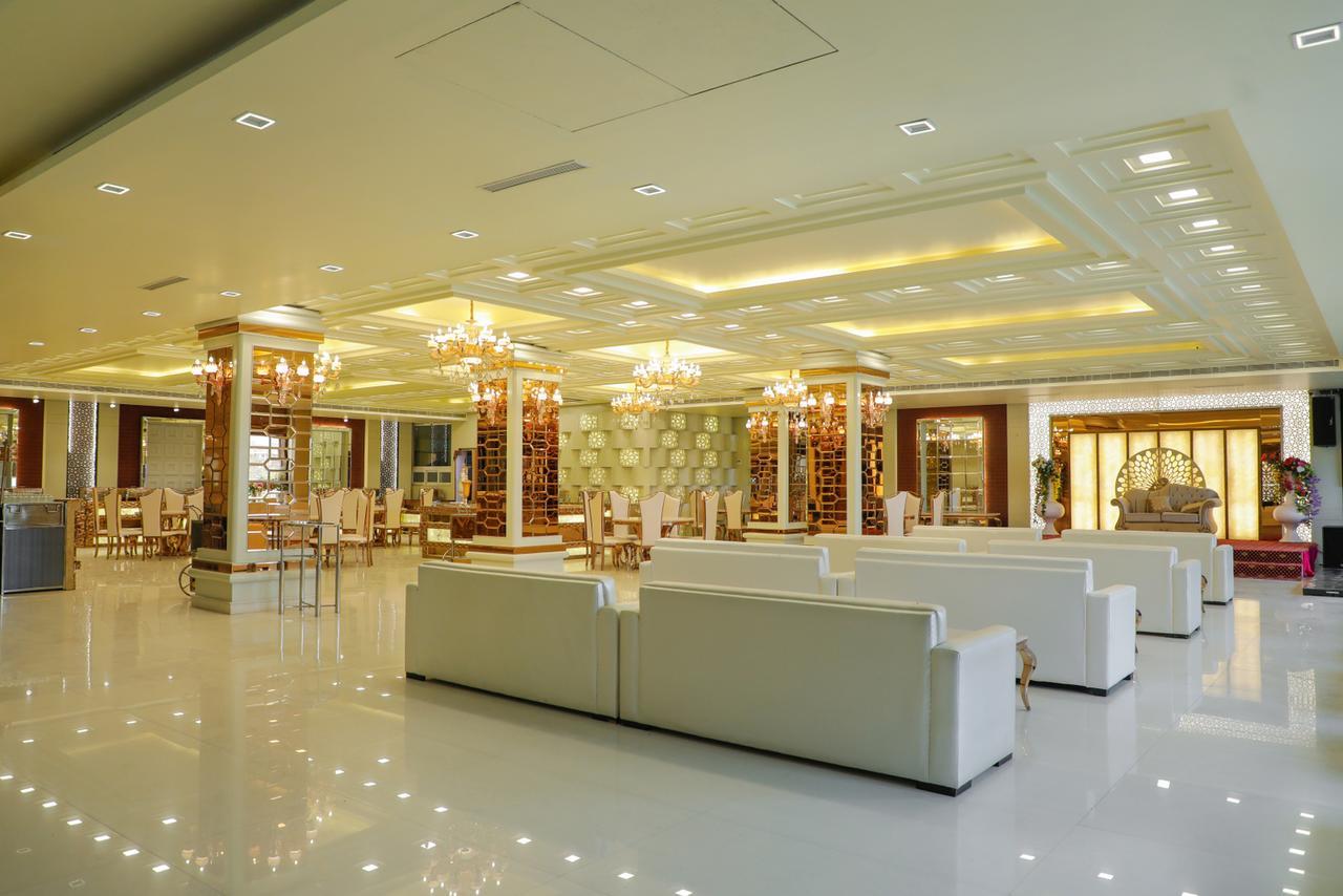 The Grand Parisian Hotel Delhi  Eksteriør billede